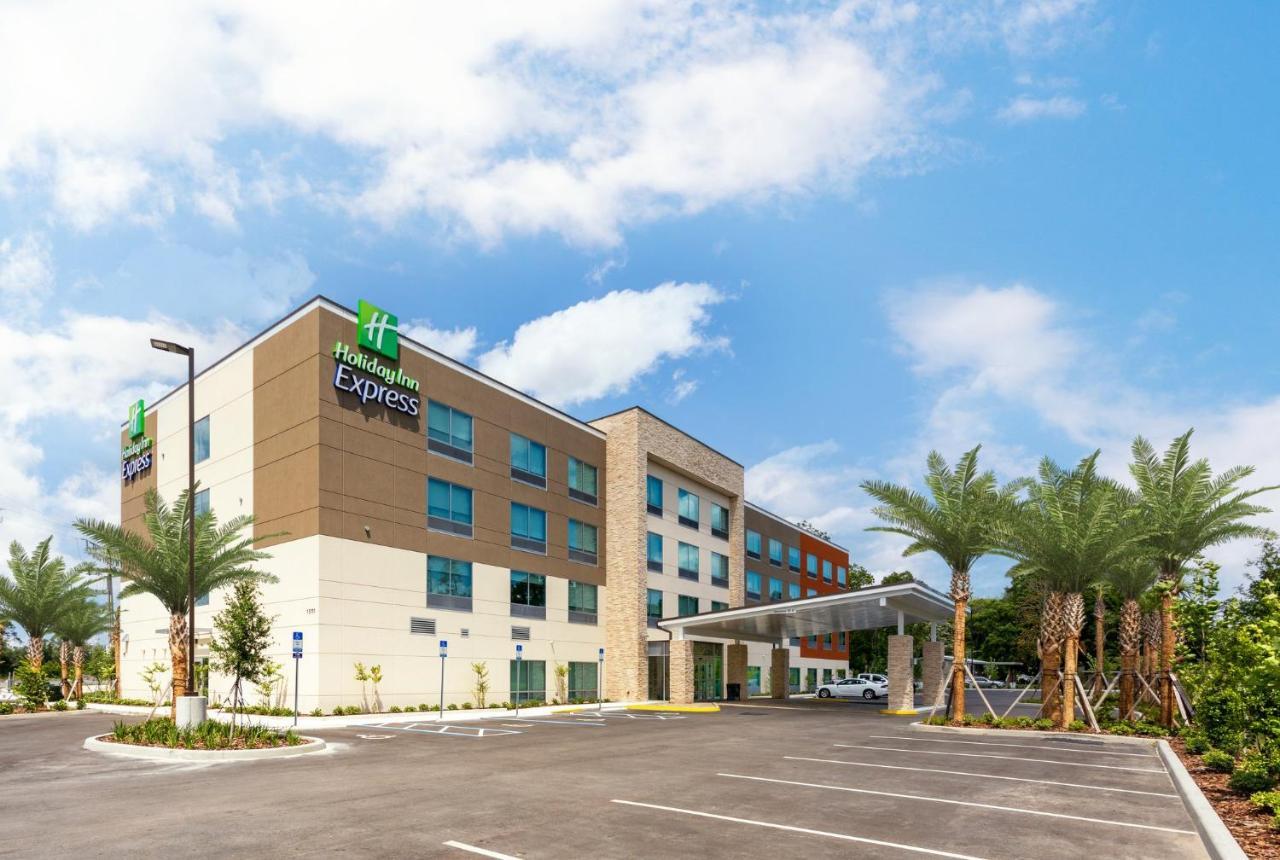 Holiday Inn Express - Starke By Ihg Екстериор снимка